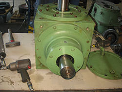 Service on a GRAESSNER gearbox