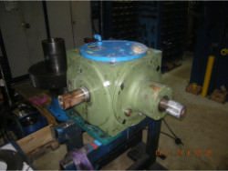 Inspection and repair of FLENDER SPL290 gearbox