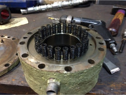 Inspection and repair of BRUSSELLE AMO 10/1-1-1 gearbox