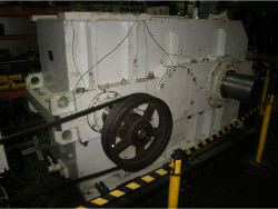 Inspection and repair on ZPMC GFH1600.16.A1A-00 gearbox