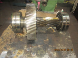 Inspection and repair on PIV D400-22H gearbox