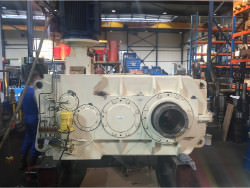 Inspection and repair of FLENDER KFO 630 gearbox