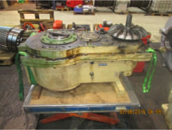 Inspection and repair of FLENDER SDOS 360 gearbox