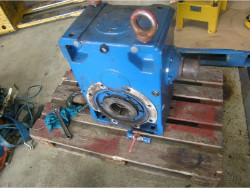 Inspection and repair on ROSSI RCI200U02V gearbox