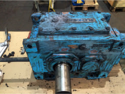 Inspection and repair of FLENDER B2-SV-04A gearbox