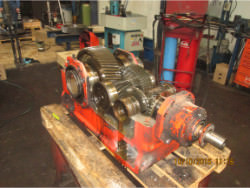 Inspection and repair of FLENDER T3-DH-9-D gearbox