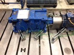 Inspection and repair on RENOLD RX02-814-B-118-ECE gearbox