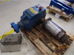 Inspection and repair of FLENDER SOND-175 gearbox