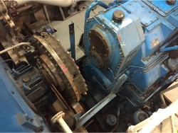 Inspection and repair on Exchange bearings gearbox