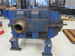 Inspection and repair on FLENDER KBH 400/S/So gearbox