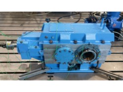 Inspection and repair on THYSSENKRUPP KSZg 355 Pu gearbox