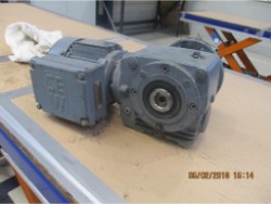 Inspection and repair on SEW SA42eD17D4 gearbox