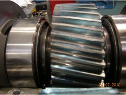 Inspection and repair on TACKE NHI-100 gearbox