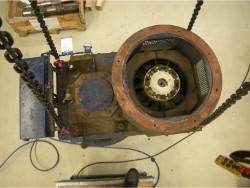 Inspection and repair on FLENDER H2-SV-7B gearbox