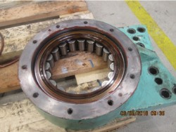 Inspection and repair on ULSTEIN 4500AGC-KP gearbox