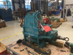 Inspection and repair on HANSEN QVRD2-CUN gearbox