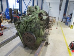 Inspection and repair on NIIGATA MGN4022V gearbox