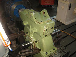 Inspection of a CONRAD STORK gearbox