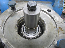 Service on a FLENDER gearbox