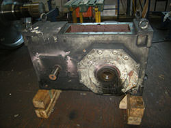 Service on a FLENDER gearbox