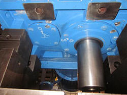 Inspection of a FLENDER gearbox