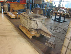Service on a FLENDER gearbox