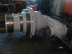 Service on a HYOSUNG gearbox