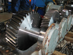 Inspection of a Hyosung gearbox