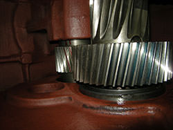 Service on a PIV gearbox