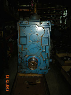 Service on a PIV gearbox