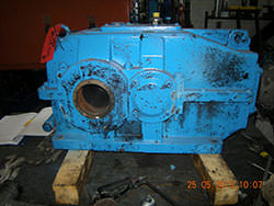 Service on a PIV gearbox